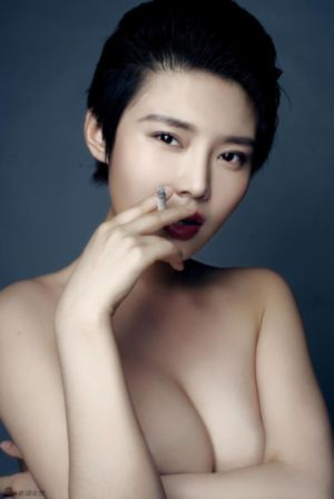 动漫人物一起相差差差差的视频_蓝光原盘在线观看