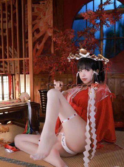 几男含着她两个硕大的乳_BD韩语完整在线观看